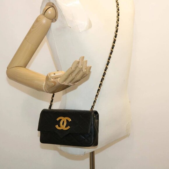 CHANEL Matelasse Shoulder Bag Lamb Skin Black Gold CC Auth - Picture 1 of 16